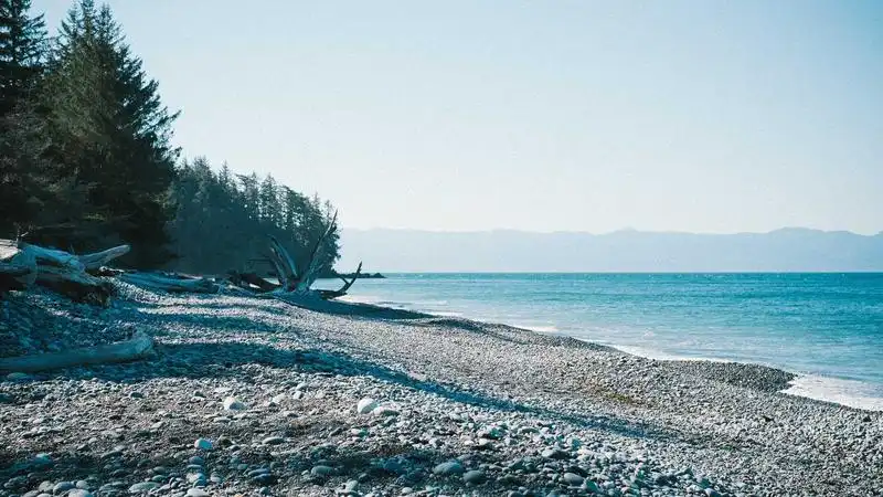 华为Mate 90系列提档9月底：首发麒麟2026芯片，逻辑折叠技术首次落地